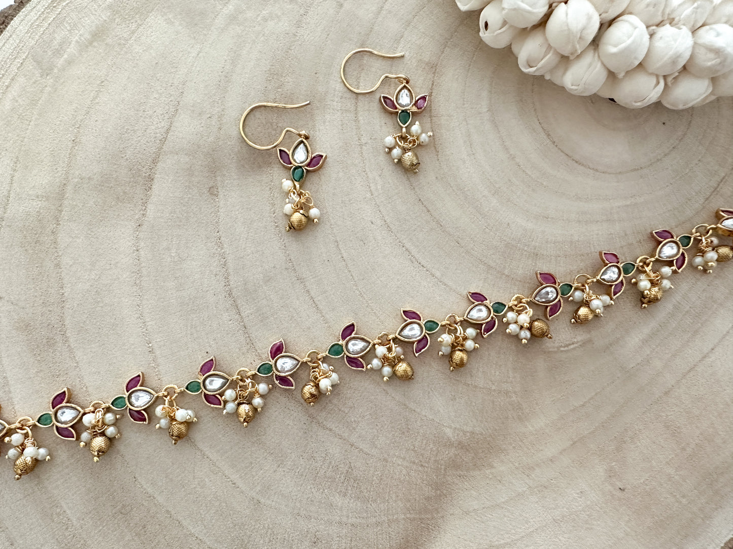 Lotus Choker Set (ruby green)