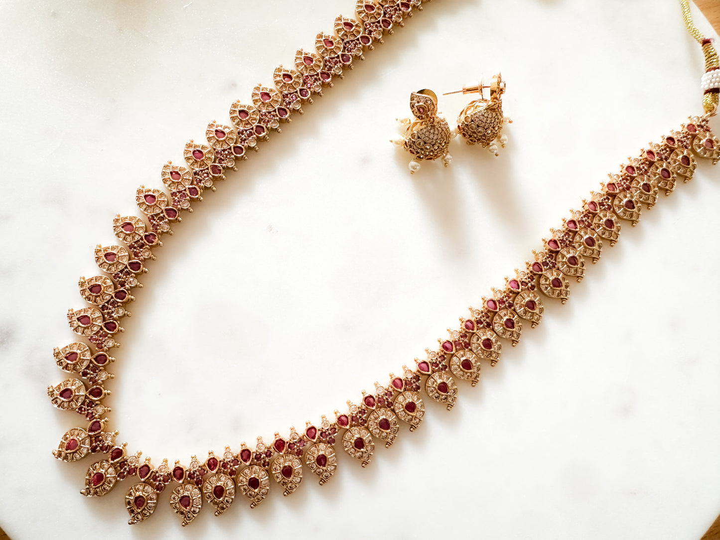 Mangai- Long Set (Ruby White)