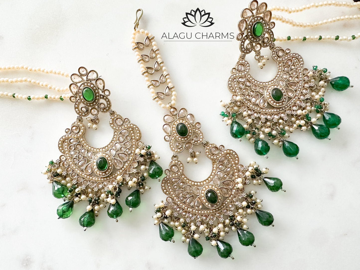 SAIRA- Green Choker set