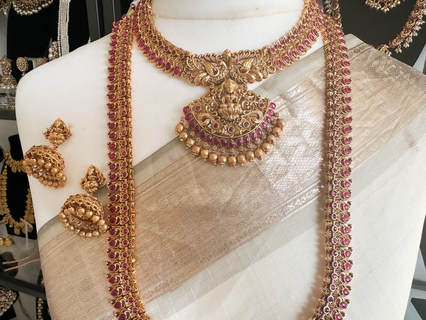 Shakti- Temple full bridal set (Ruby)