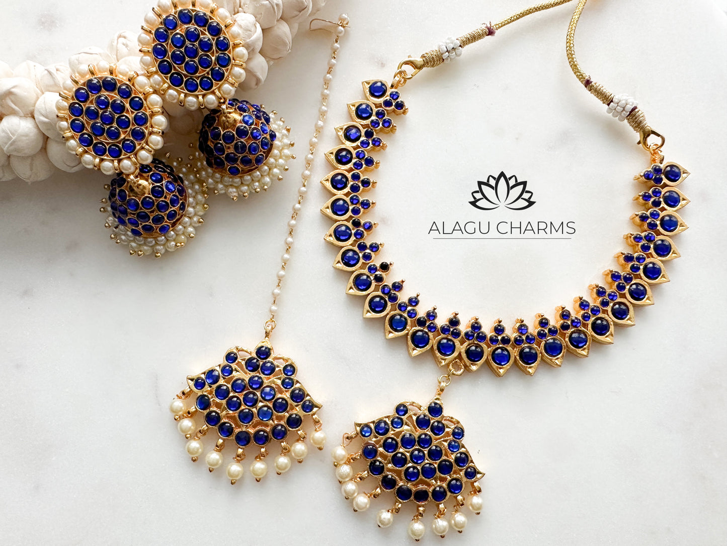 Shoba - Blue kemp necklace set