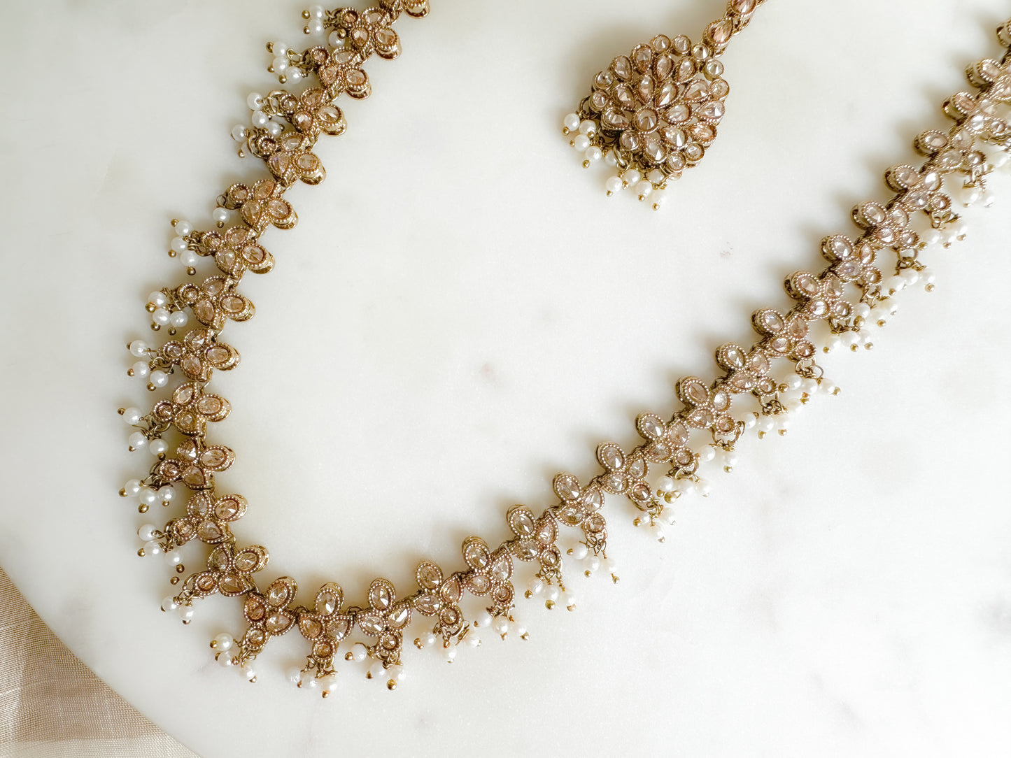 Zohra- Polki Long Chain Set