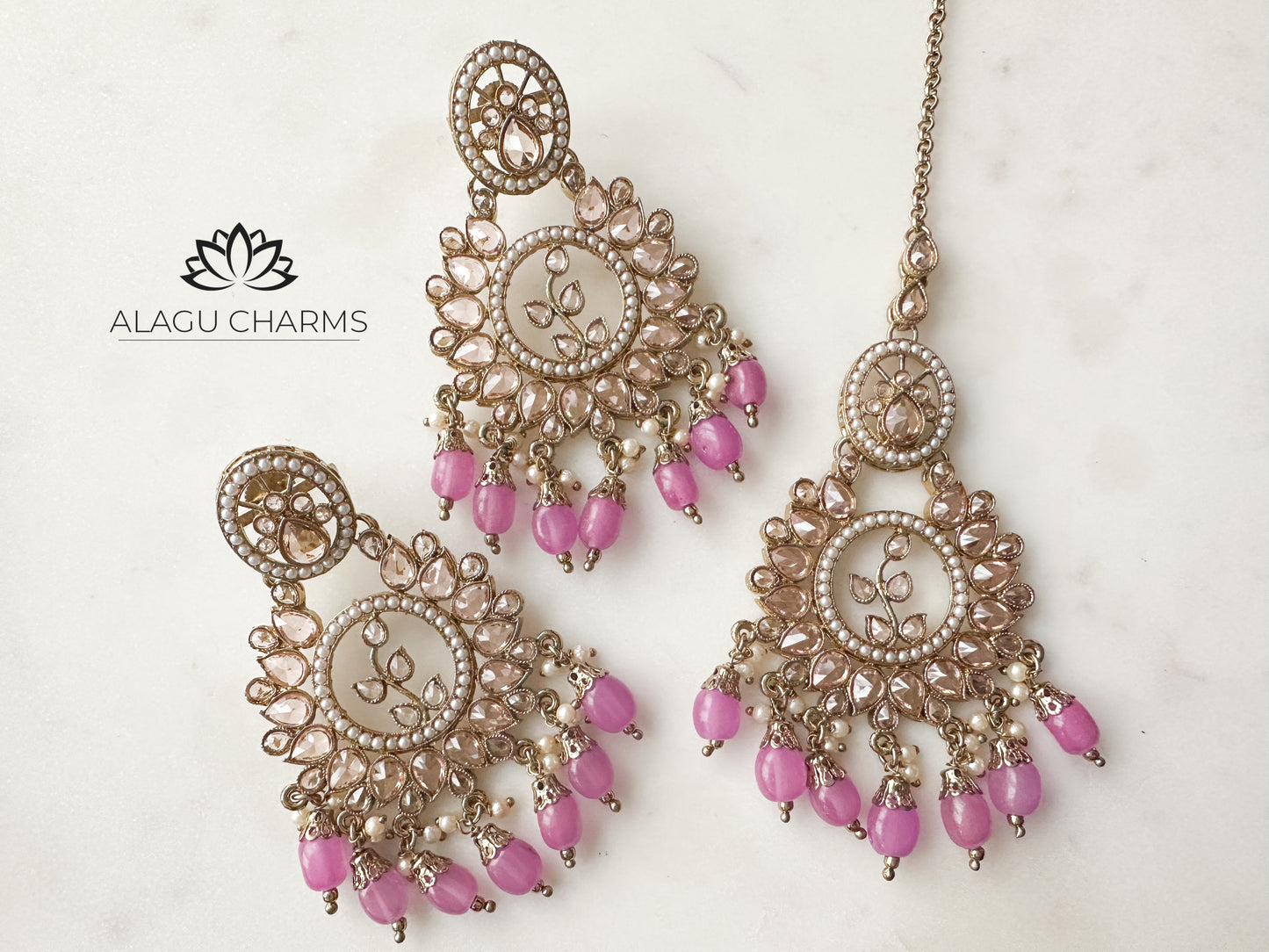 Neha- exquisit leaf-cut earring tikka set
