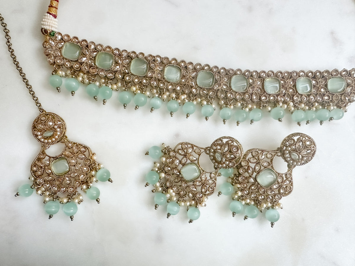 Aishu- Mint Choker Set