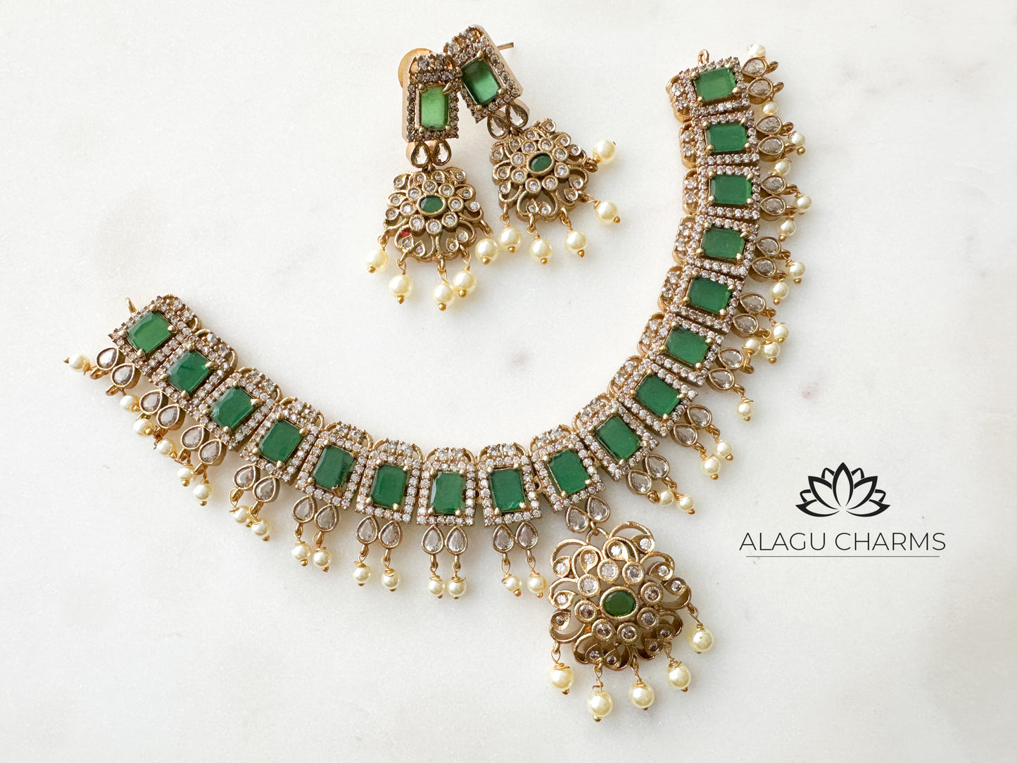 Kavi- Green necklace set