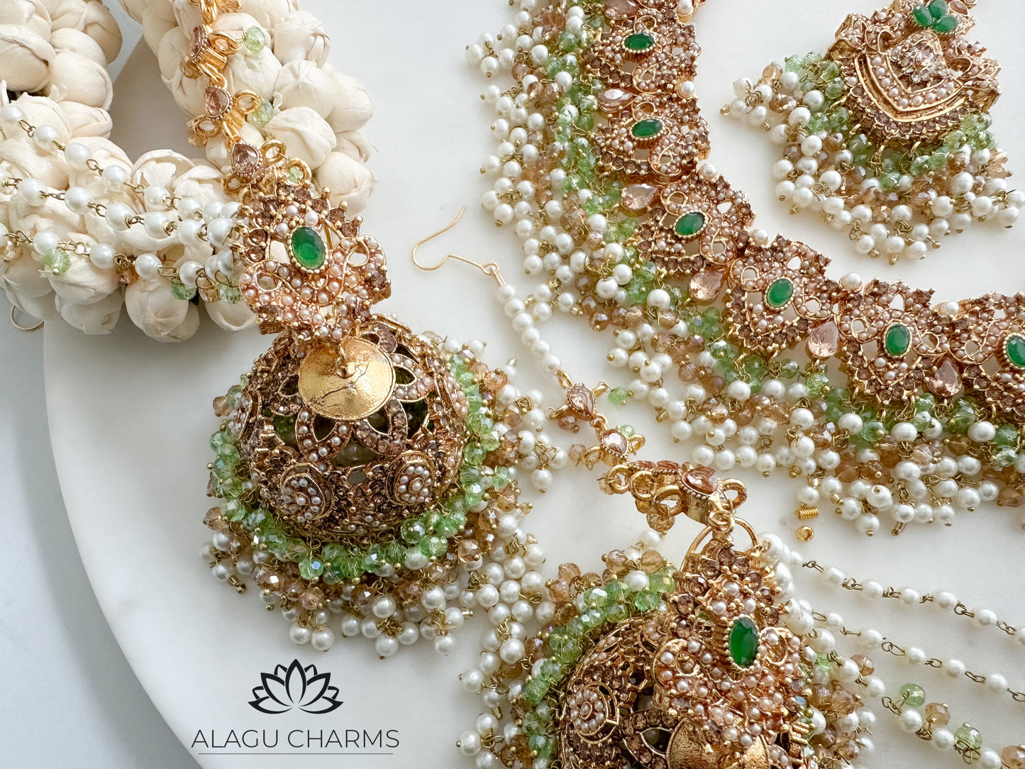 ALIYAH- exclusive necklace set (green)