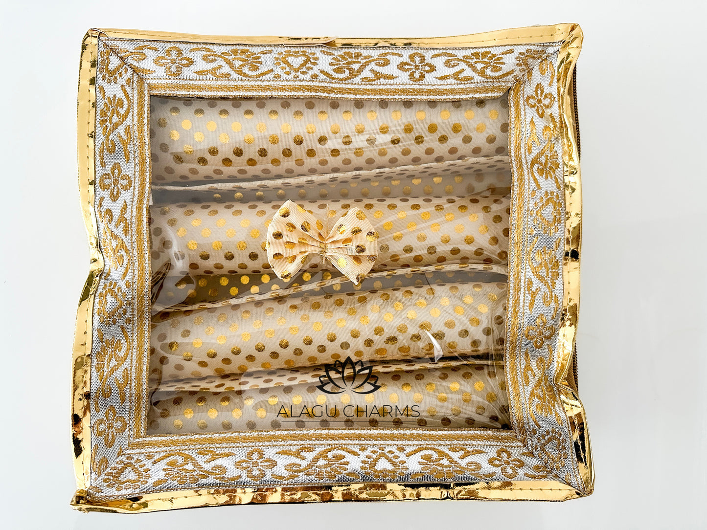 Bangles organiser in Germany
Bangles pouch for organising