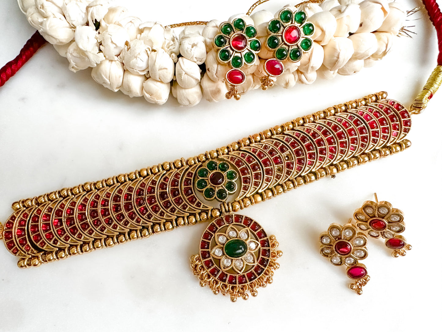 Kanmani- 2 sided kemp choker set