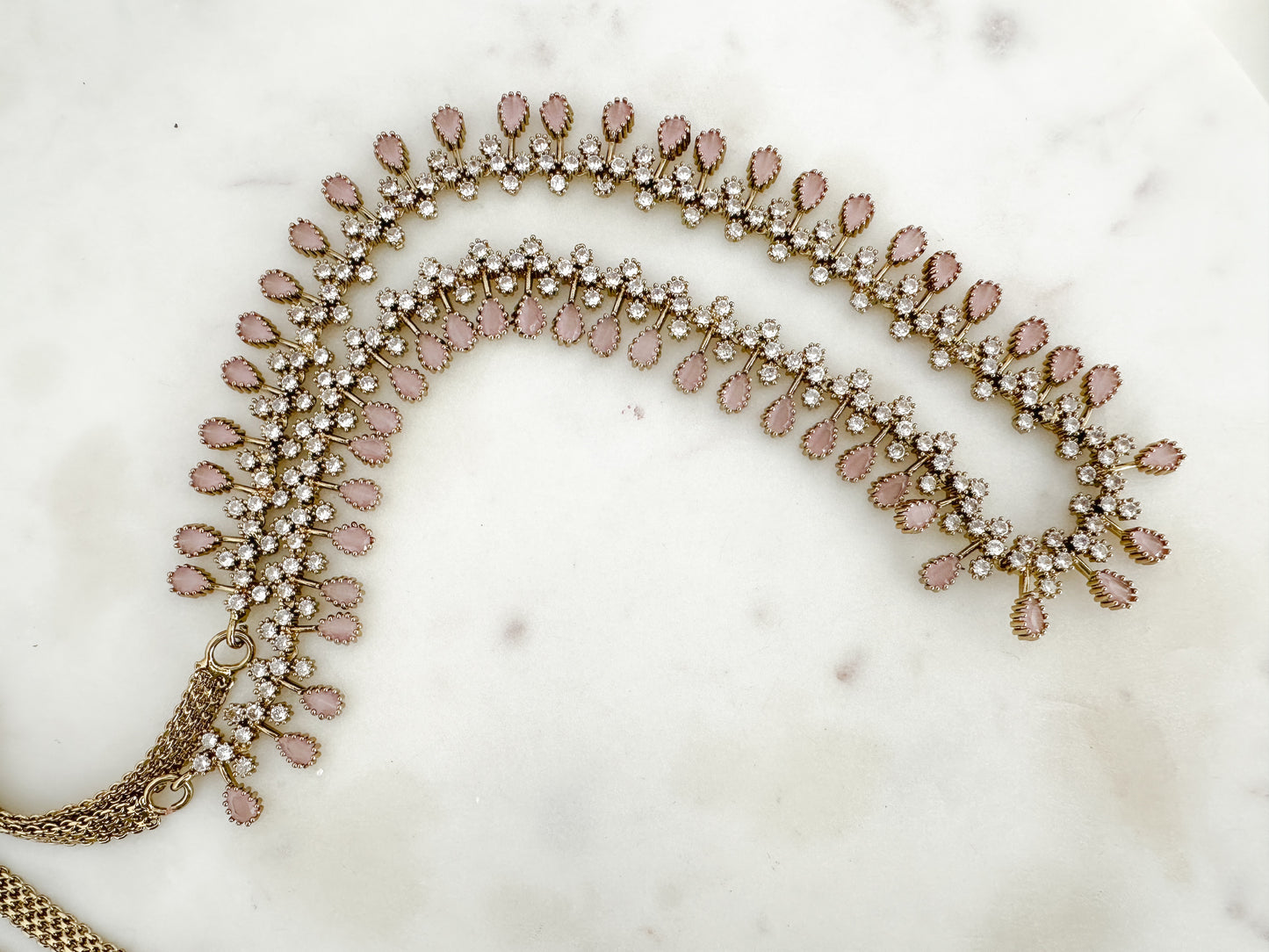AD Waist Chain (light pink)