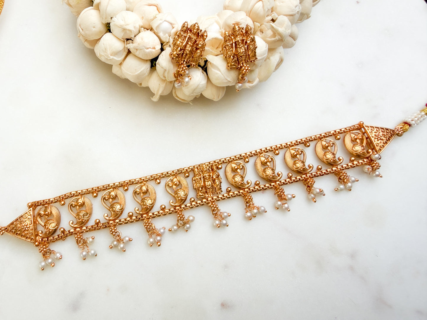 Temple choker set