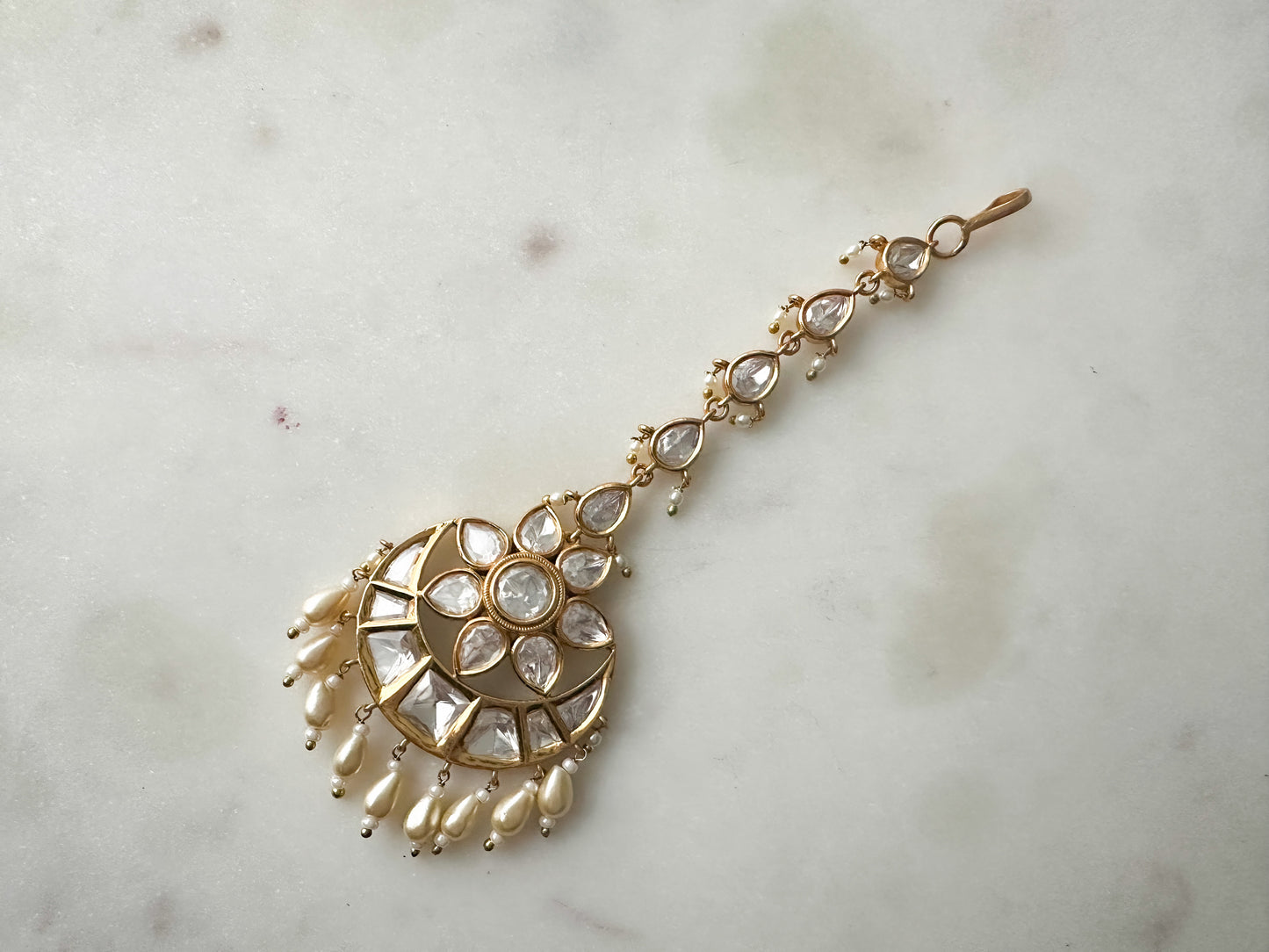 Tikka with clear stones