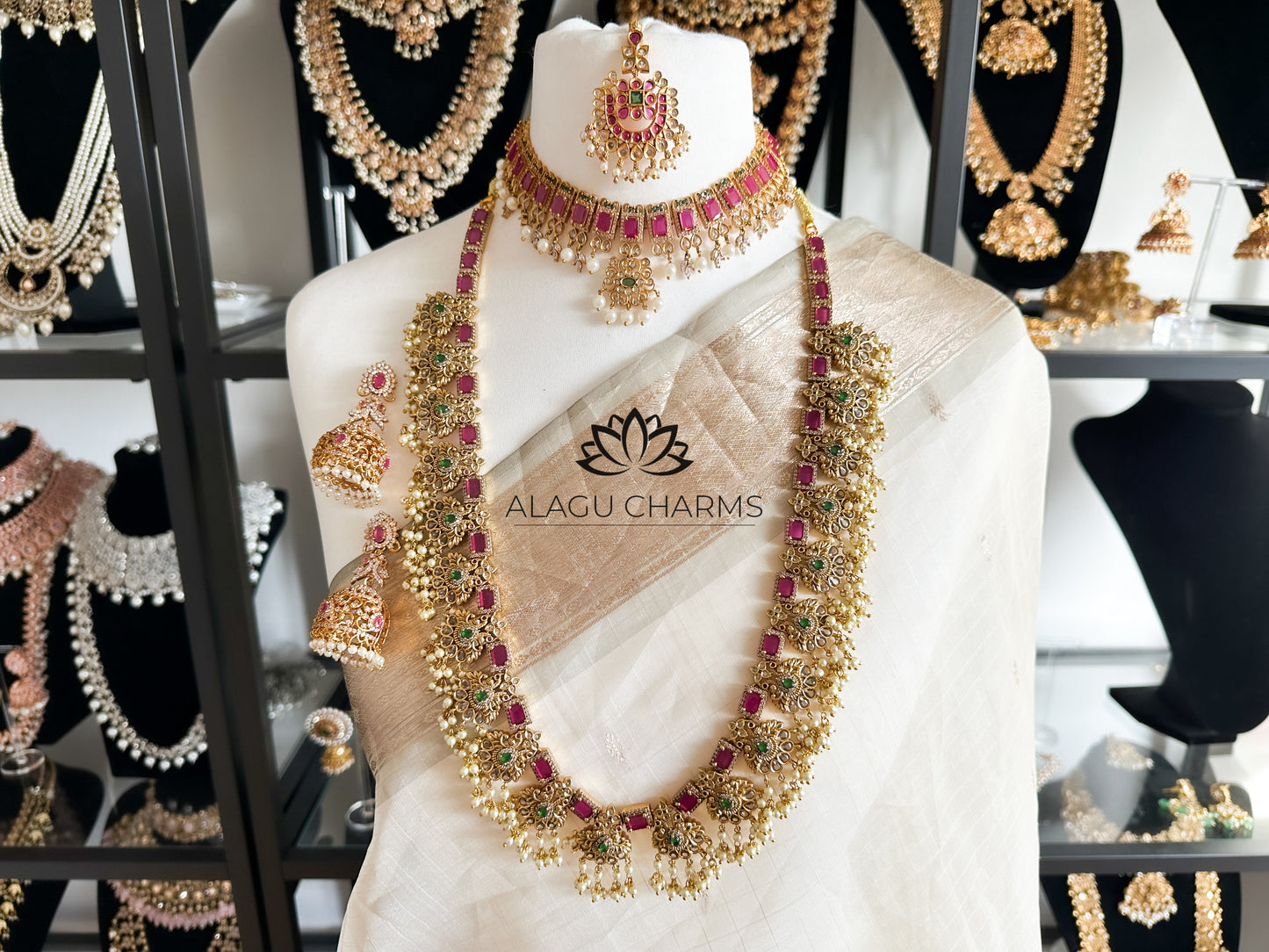 Sobhitha- Traditional kemp Bridal Set