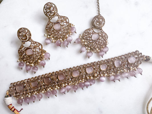 Aishu- Mauve Choker Set