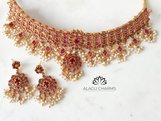 Thipika - traditional choker set (ruby)
