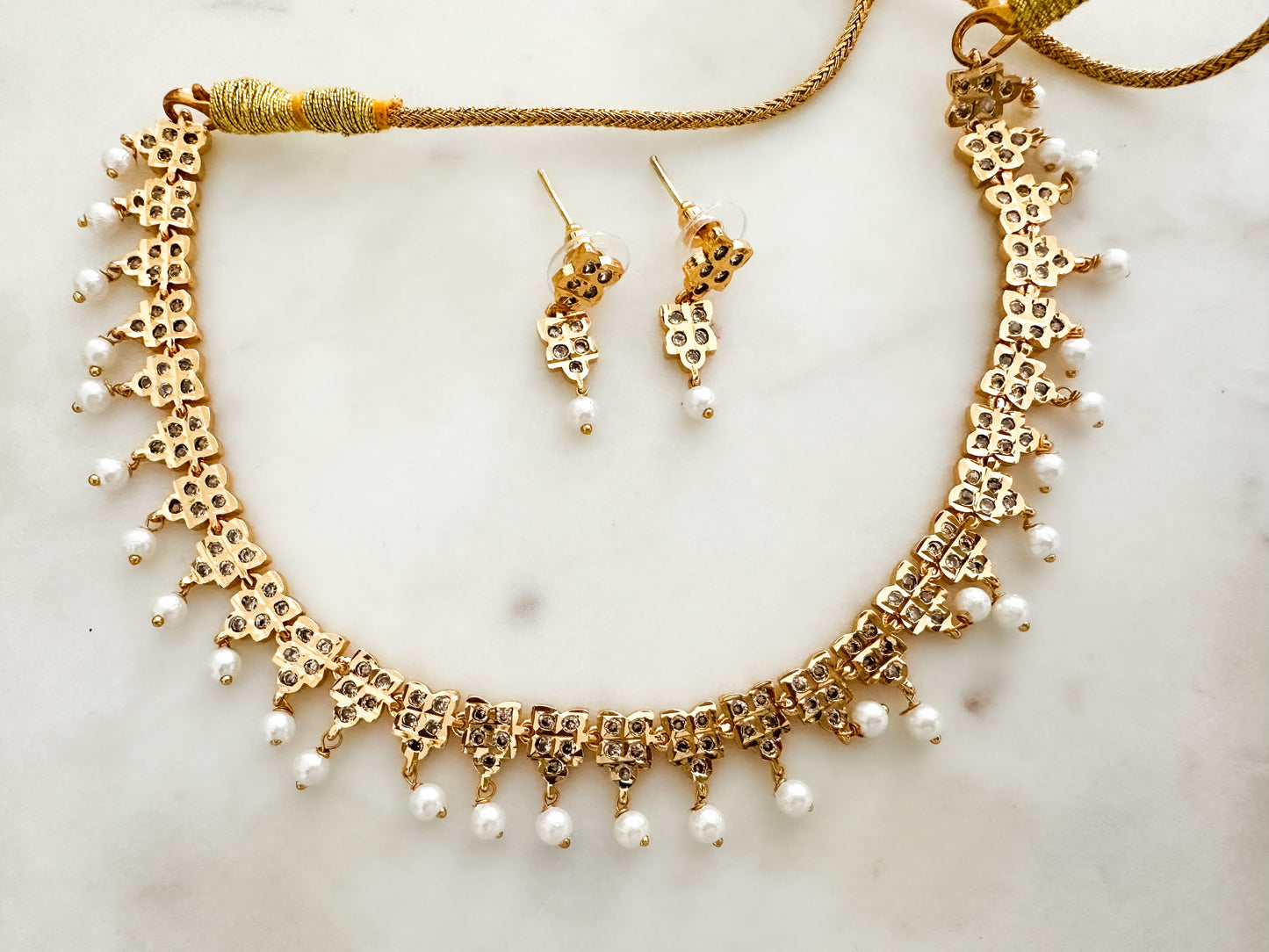 Tharaka - Impon necklace / choker set