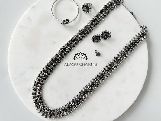 Oxidised silver long chain set