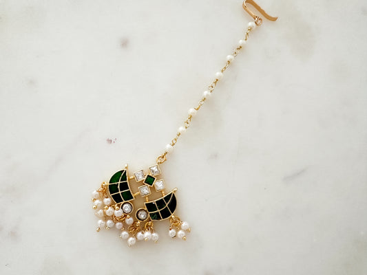 Jadau Kundan tikka (green stone)