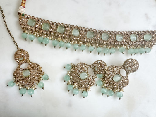 Aishu- Mint Choker Set