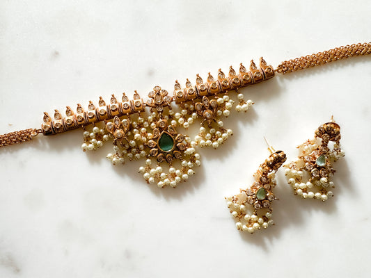Guttapusalu Choker with Pastel green stone