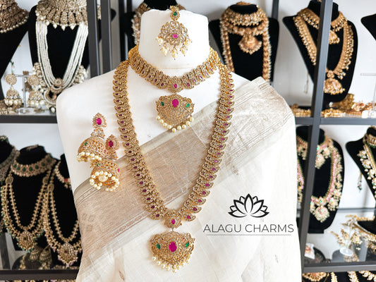 Traditional Semi Bridal Set