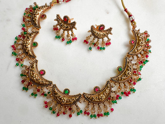 Mahisha- antique gold necklace set